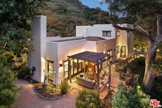 1435 Sycamore Canyon Road, Santa Barbara, CA 93108