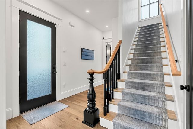 165 River St 2, Waltham, MA 02453