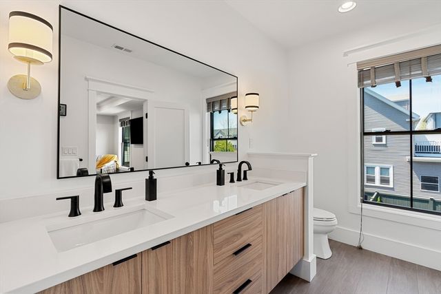 165 River St 2, Waltham, MA 02453