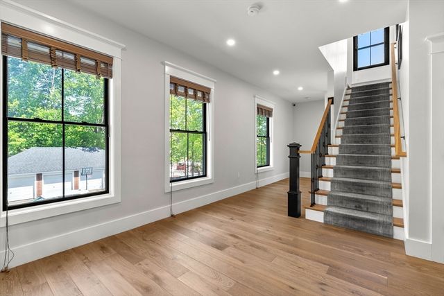 165 River St 2, Waltham, MA 02453