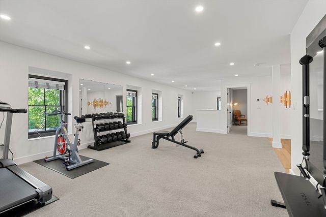165 River St 2, Waltham, MA 02453