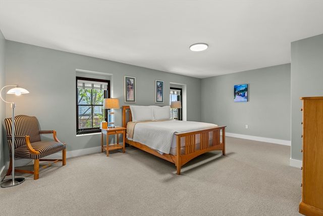 165 River St 2, Waltham, MA 02453