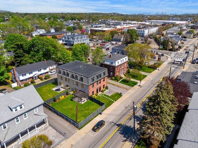 165 River St 2, Waltham, MA 02453