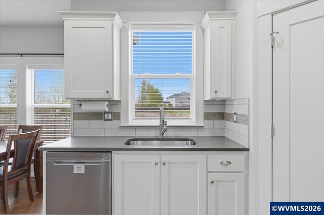 6316 NE Planter St, Albany, OR 97321