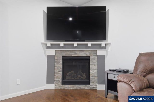 6316 NE Planter St, Albany, OR 97321