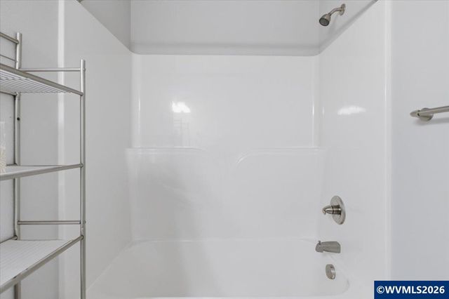 6316 NE Planter St, Albany, OR 97321