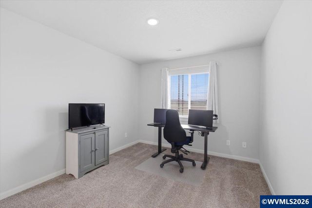 6316 NE Planter St, Albany, OR 97321