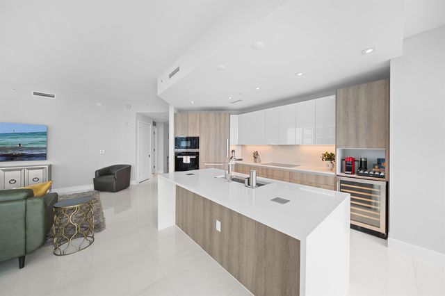 3100 N Ocean Drive H-1608, Singer Island, FL 33404