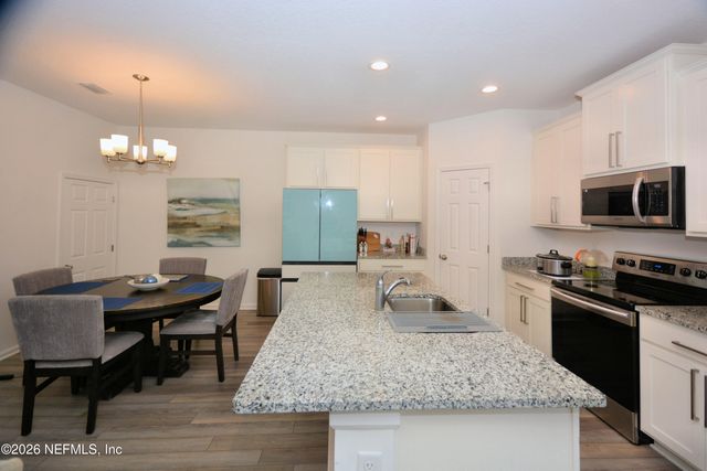 1688 SANCTUARY Way, Fleming Island, FL 32003