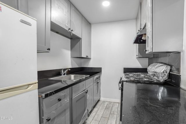 136 N Garfield Avenue, Oxnard, CA 93030