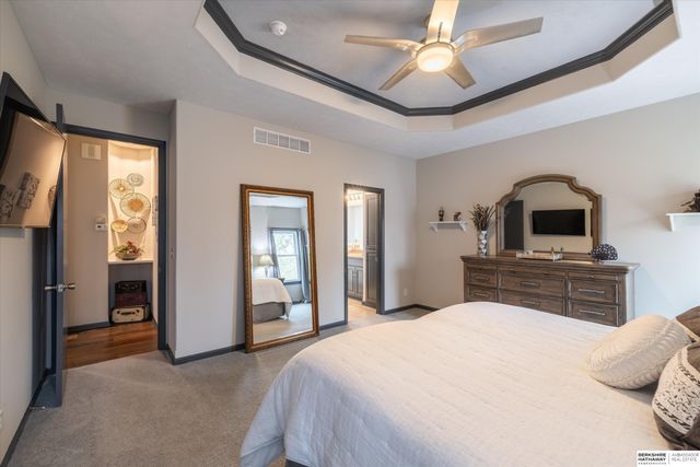 19882 Chicago Street, Elkhorn, NE 68022