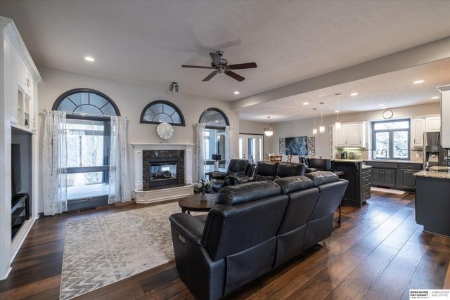 19882 Chicago Street, Elkhorn, NE 68022