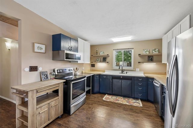 6035 Dover Street, Arvada, CO 80004