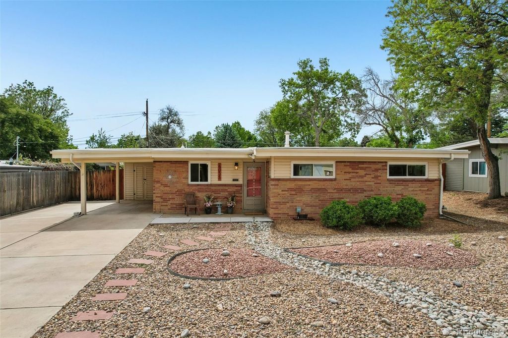 6035 Dover Street, Arvada, CO 80004