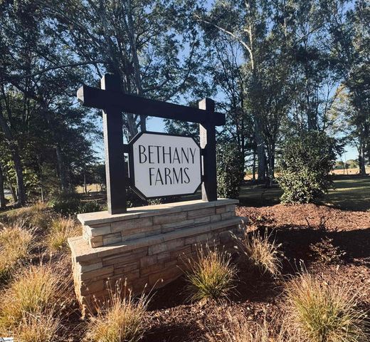 218 Autumn Ash Way, Simpsonville, SC 29681