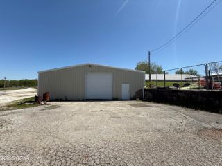 2701 S Kenser Road, Duquesne, MO 64801