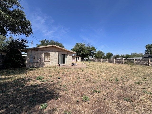 1644 Dallas St, Colorado City, TX 79512