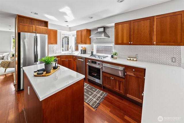 3604 NW 65th Court, Seattle, WA 98117