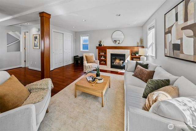 3604 NW 65th Court, Seattle, WA 98117