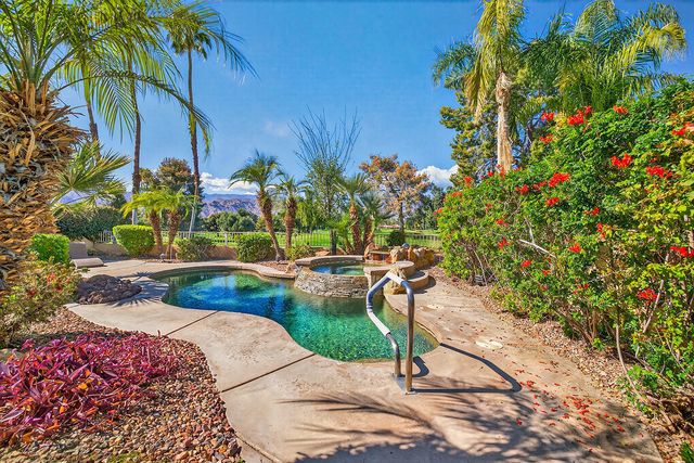 128 Kavenish Drive, Rancho Mirage, CA 92270