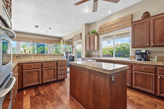 128 Kavenish Drive, Rancho Mirage, CA 92270