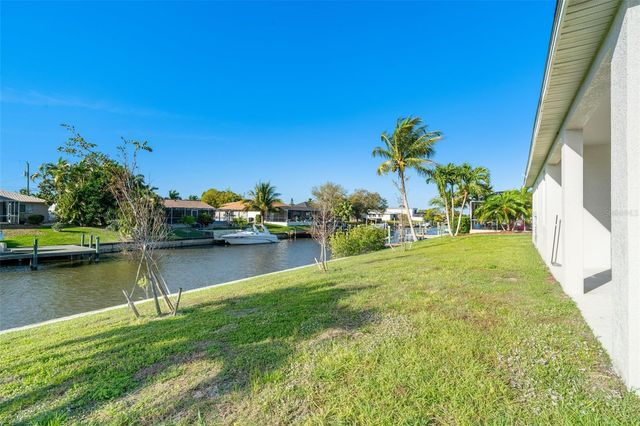1452 SE 13TH TERRACE, Cape Coral, FL 33990