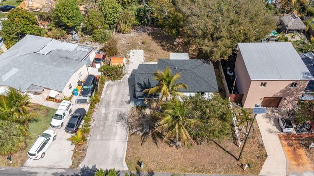 113 SE 8th Avenue, Boynton Beach, FL 33435