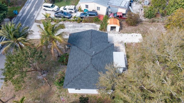 113 SE 8th Avenue, Boynton Beach, FL 33435