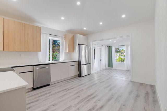 113 SE 8th Avenue, Boynton Beach, FL 33435