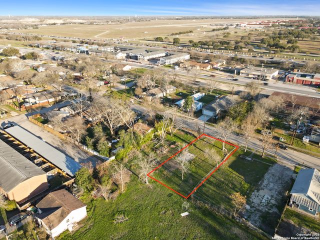 217 E LINDBERGH BLVD, Universal City, TX 78148
