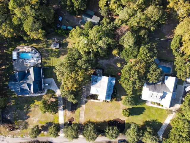 53 Ballast Point Road, Hampstead, NC 28443