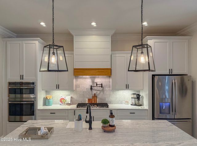 53 Ballast Point Road, Hampstead, NC 28443