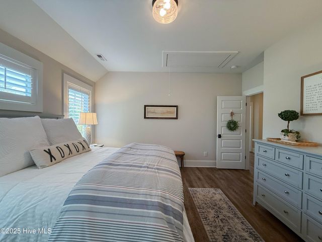 53 Ballast Point Road, Hampstead, NC 28443