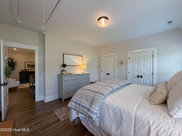 53 Ballast Point Road, Hampstead, NC 28443