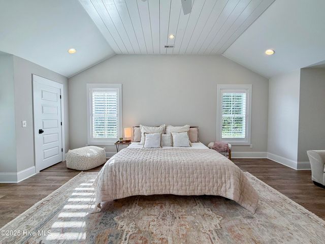 53 Ballast Point Road, Hampstead, NC 28443