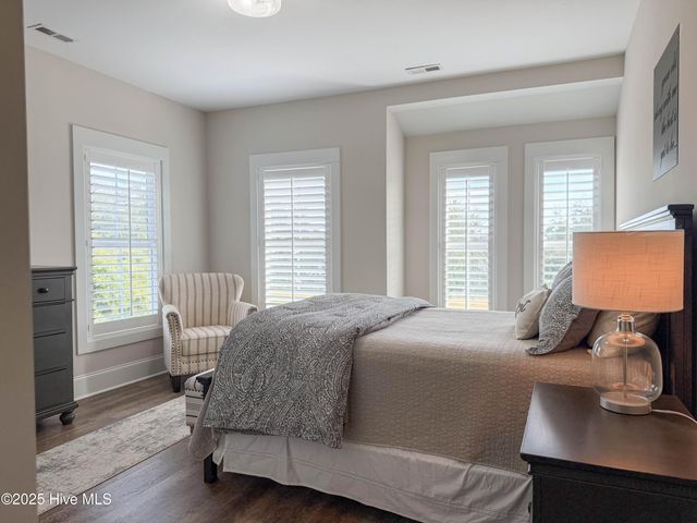 53 Ballast Point Road, Hampstead, NC 28443