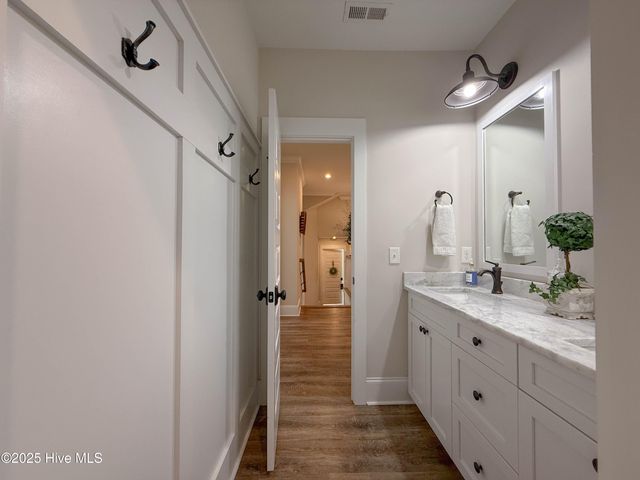 53 Ballast Point Road, Hampstead, NC 28443