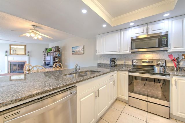 18400 GULF BOULEVARD 2405, Indian Shores, FL 33785