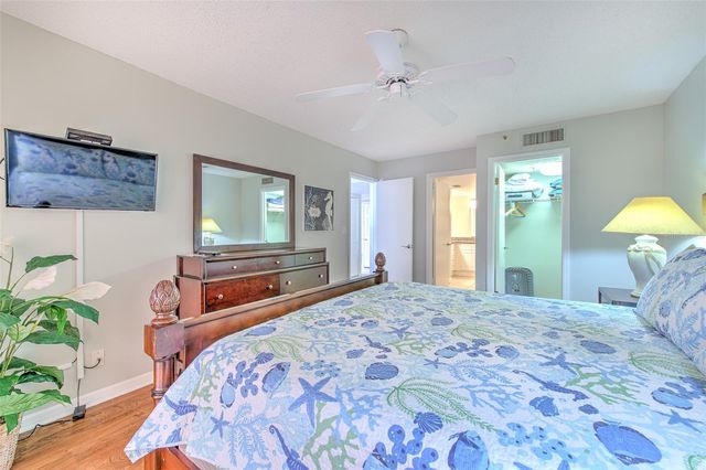 18400 GULF BOULEVARD 2405, Indian Shores, FL 33785