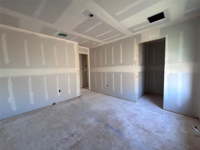 109 Coleto TRL, Bastrop, TX 78602