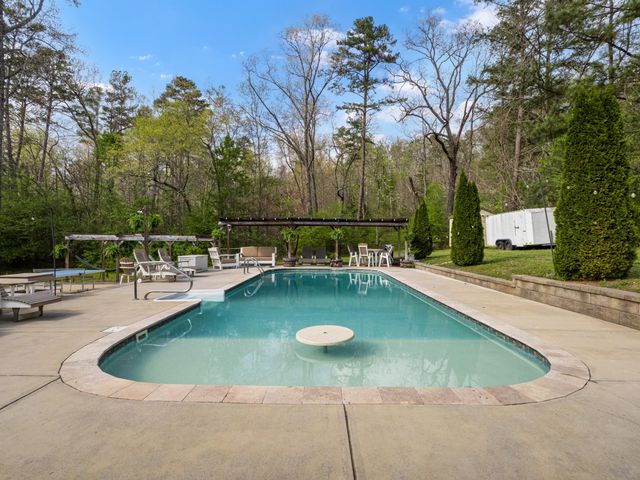 111 Hurtt Court, Chickamauga, GA 30707