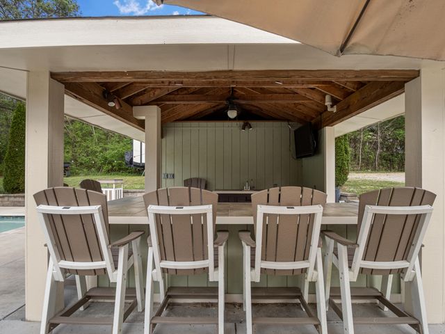 111 Hurtt Court, Chickamauga, GA 30707