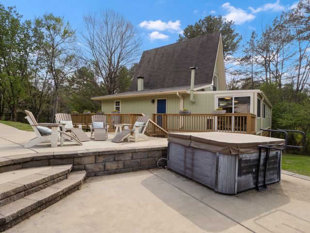 111 Hurtt Court, Chickamauga, GA 30707