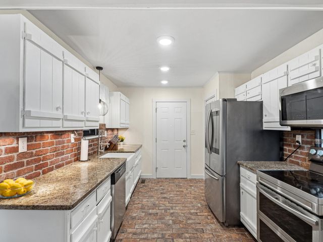 111 Hurtt Court, Chickamauga, GA 30707