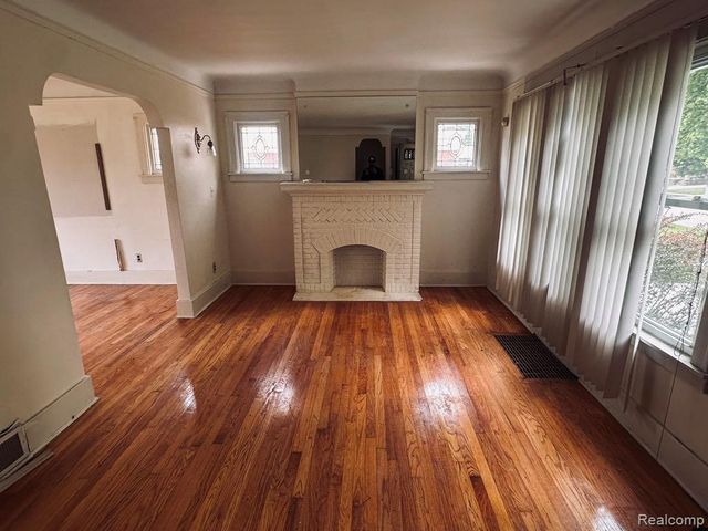 3331 S Liddesdale Street, Detroit, MI 48217