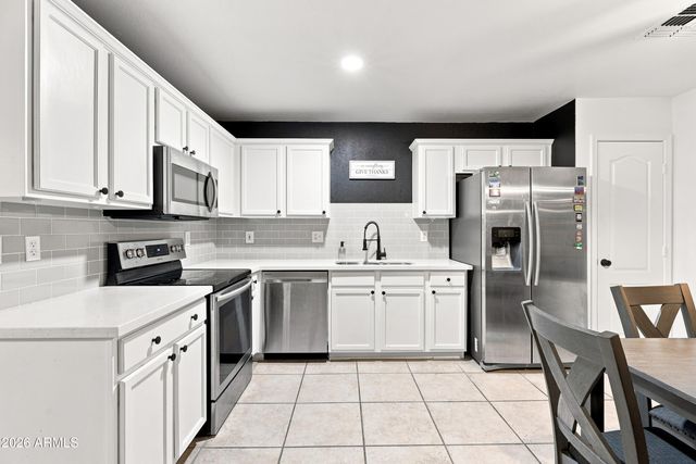 3454 S CHAPARRAL Road, Apache Junction, AZ 85119