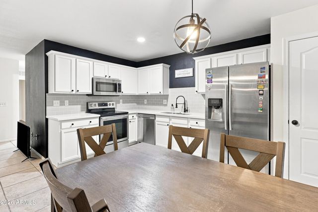 3454 S CHAPARRAL Road, Apache Junction, AZ 85119