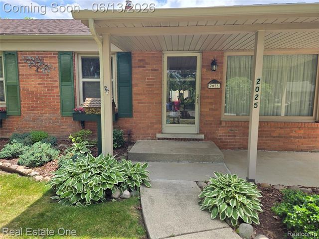 2025 Byrd Street, Dearborn, MI 48124