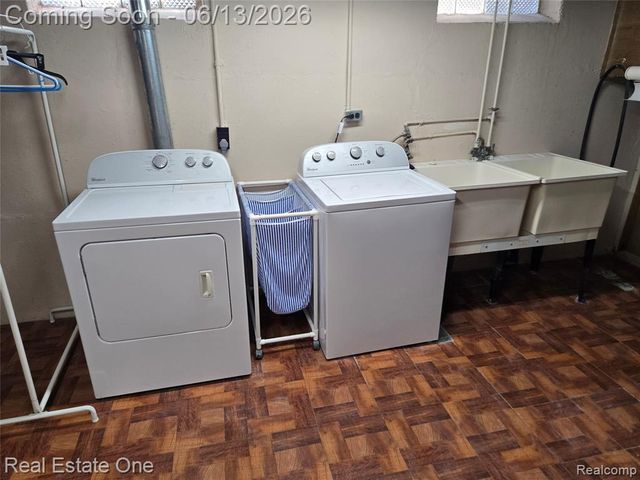 2025 Byrd Street, Dearborn, MI 48124