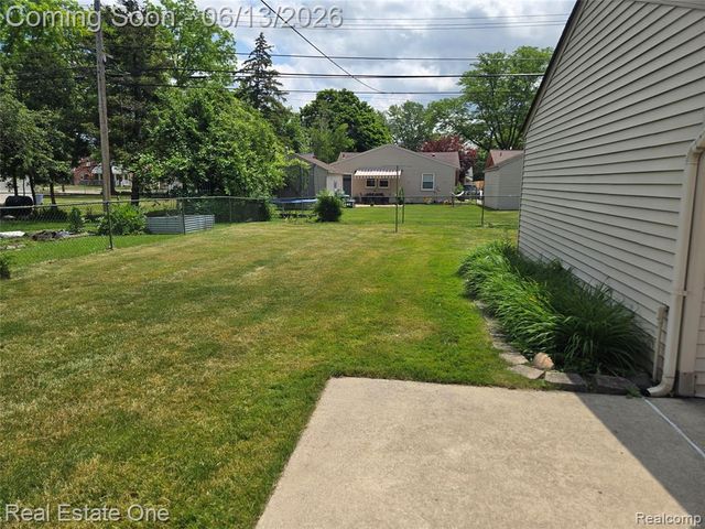 2025 Byrd Street, Dearborn, MI 48124